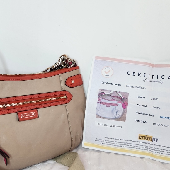 Coach Bags | Coach F23951 Daisy Spectator Two Way Crossbody Bag - Picture 3 of 4